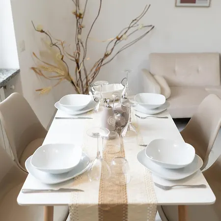 アパート Lake Turati コモ