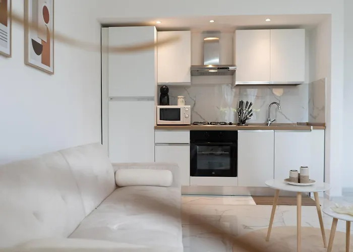 Lägenhet Lake Turati